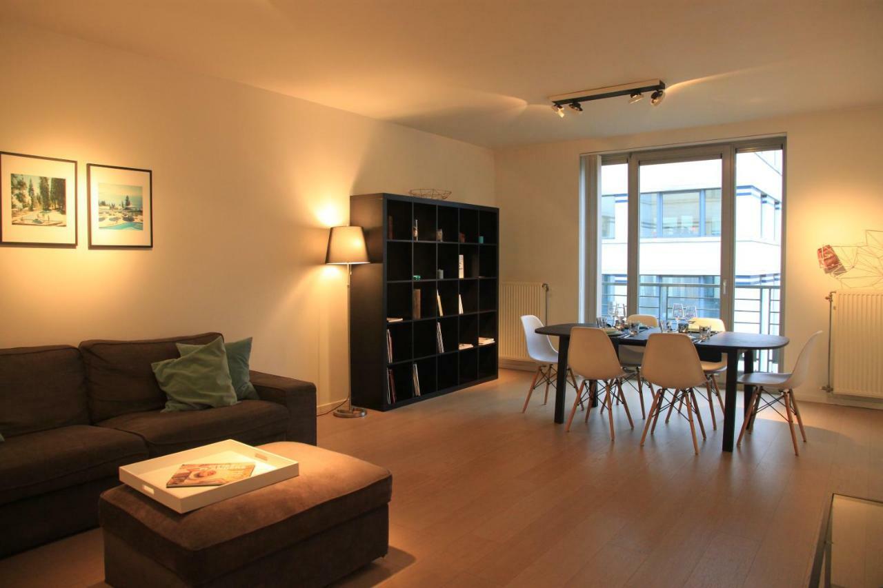 New Design Apartment In Brussel Bagian luar foto